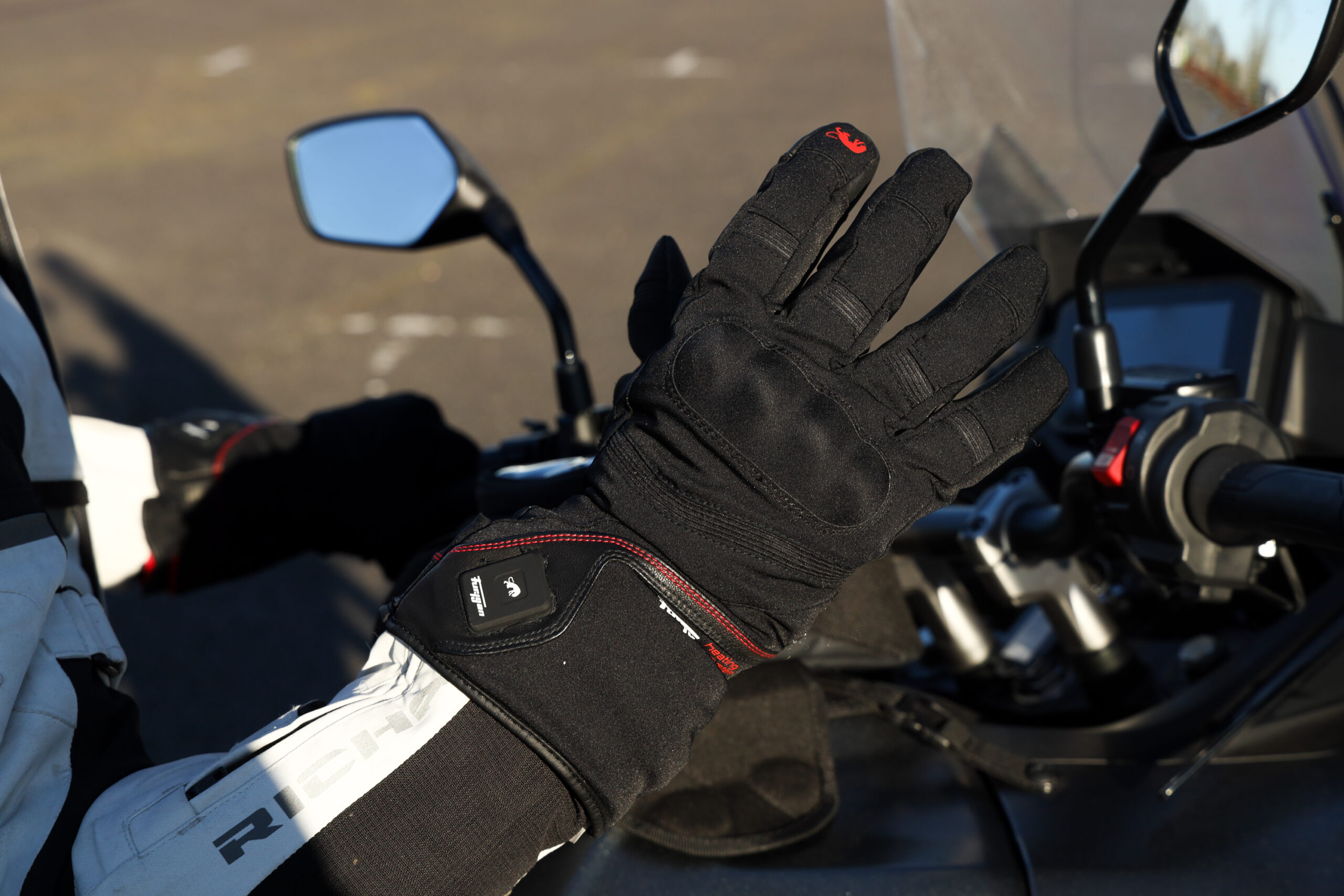 Furygan Genesis beheizte Handschuhe im Test: Ein wohltuender Genuss bei kaltem Wetter