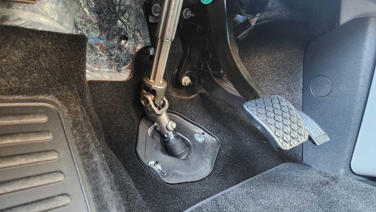 Ford Tourneo Titanium X 2024 Lenkgetriebe