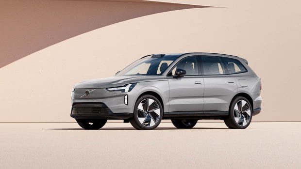 2024 Volvo EX90 Front 3/4 statisches Bild