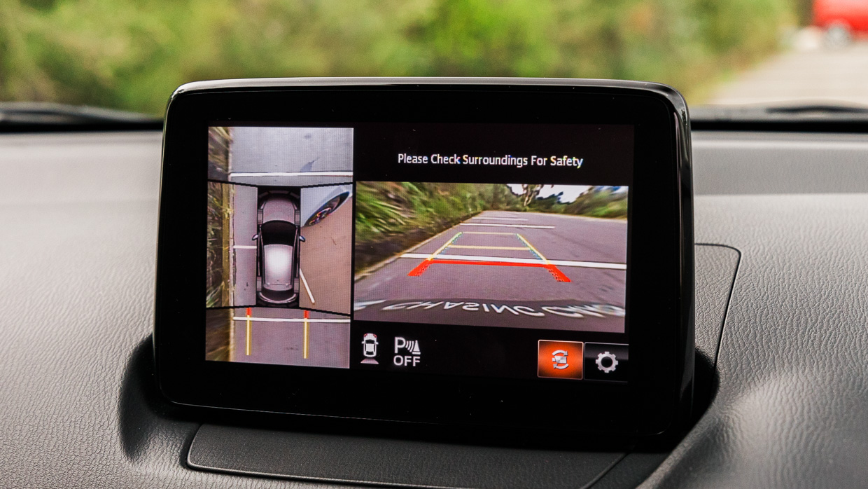 Mazda 2 GT 2024 Innenraumbildschirm 2