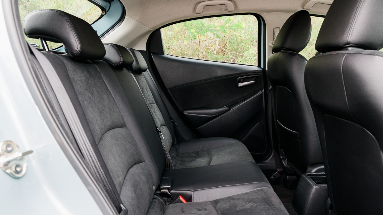 Mazda 2 GT 2024 Innenraum Rücksitz