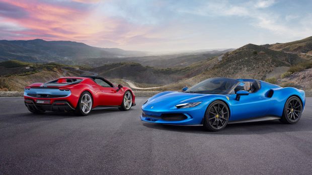 Ferrari GTS-Duo vorn und hinten