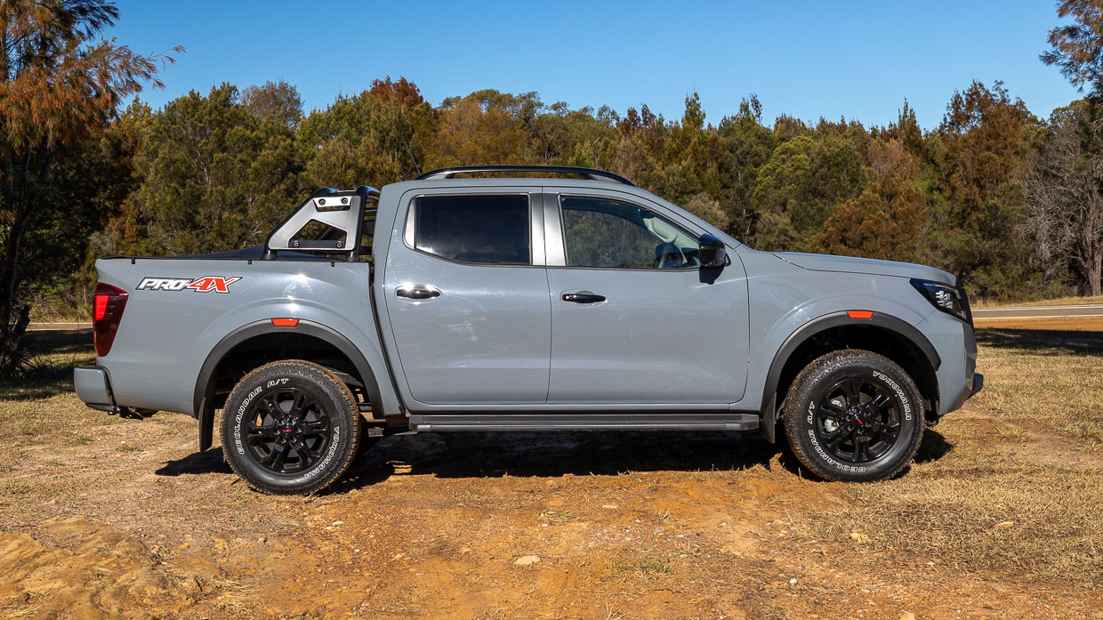 Nissan Navara Pro-4X 2024 Seite