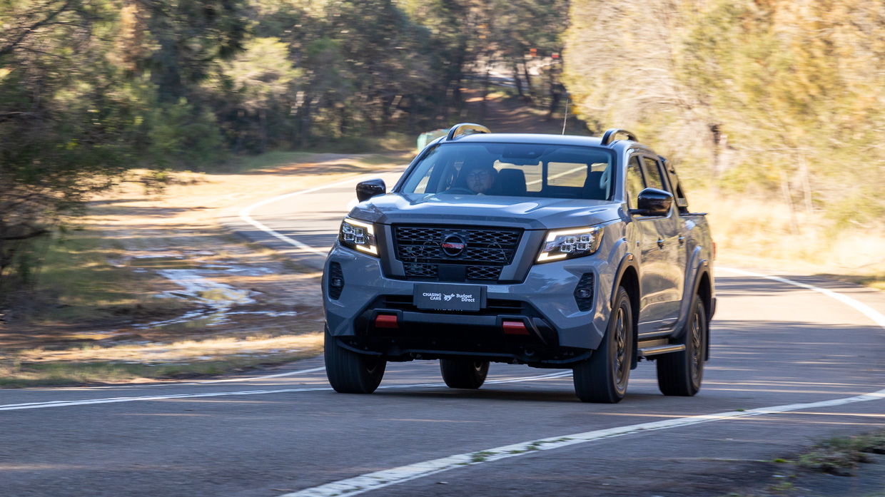 Nissan Navara Pro-4X 2024 Fahrvorderseite 3