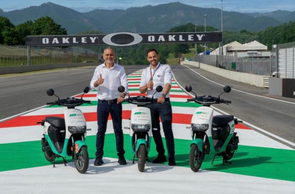 Super Soco CU Mini bei Moto E