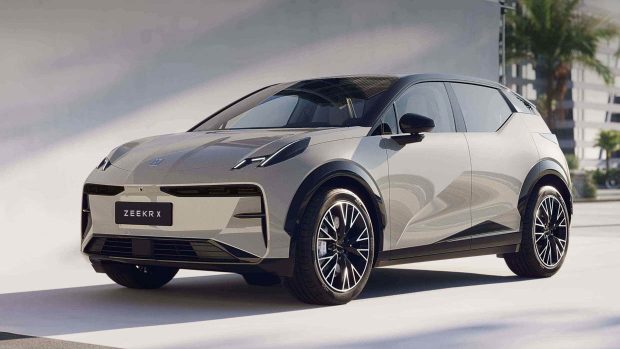Zeekr X kleines SUV vorne 3/4 mit weißem Hintergrund