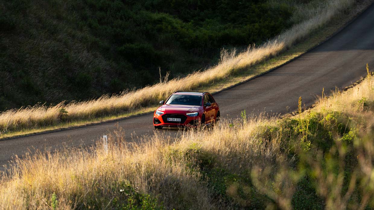 Audi RS4 Avant 2024 Fahrvorderseite 3
