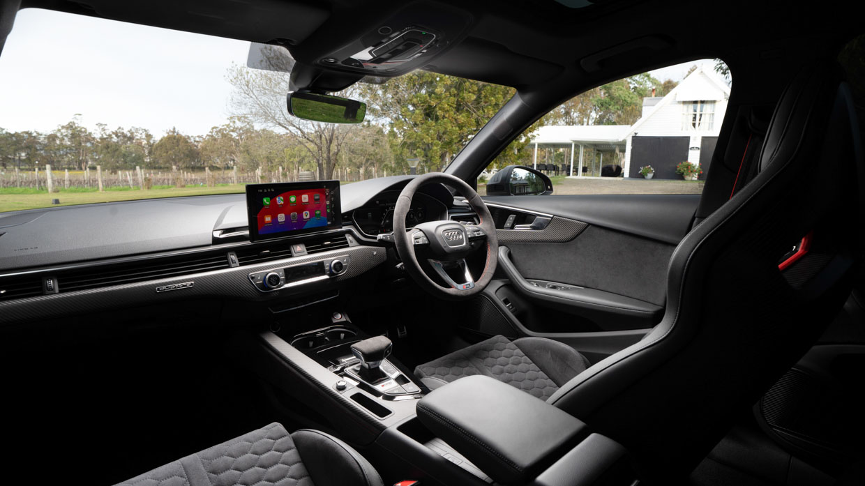 Audi RS4 Avant 2024 Innenraum