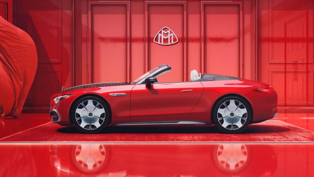 2024 Mercedes-Maybach SL680 Seitenprofil, rotes statisches Bild