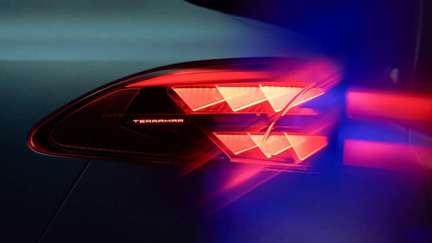 2025 Cupra Terramar: Teaser mit LED-Rückleuchten