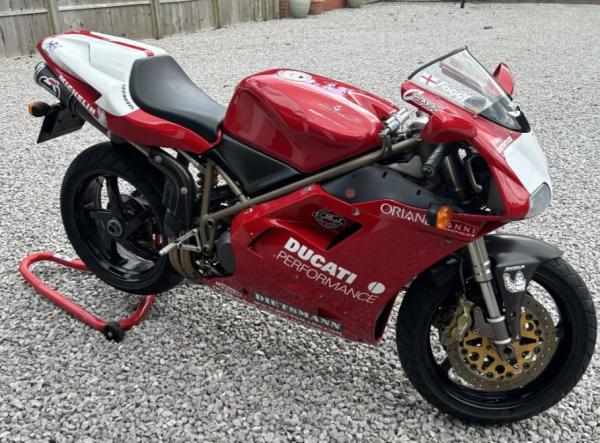 Carl Fogarty Replika Ducati 916