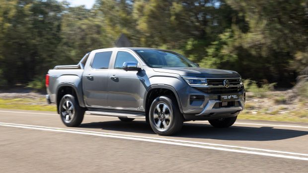 2024 Volkswagen Amarok Style TDI500 Seitenprofilwinkel-Fahraufnahme