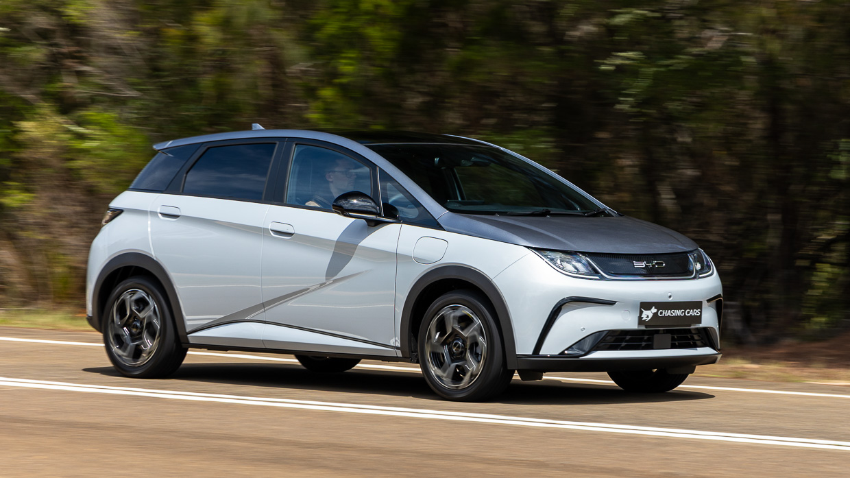 2024 BYD Dolphin Seitenwinkelfahraufnahme