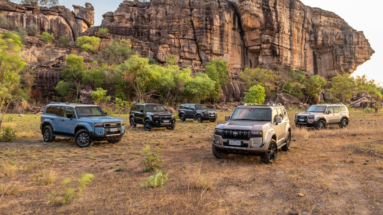 2025 Toyota Land Cruiser Prado vs. Ford Everest vs. GWM Tank 500: Spec-Kampf!