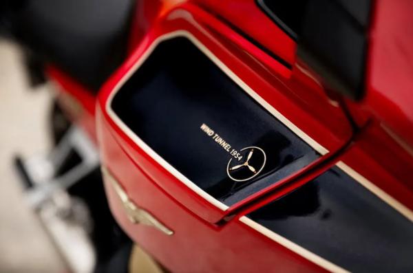 Moto Guzzi V100 Mandello Windkanalgrafik