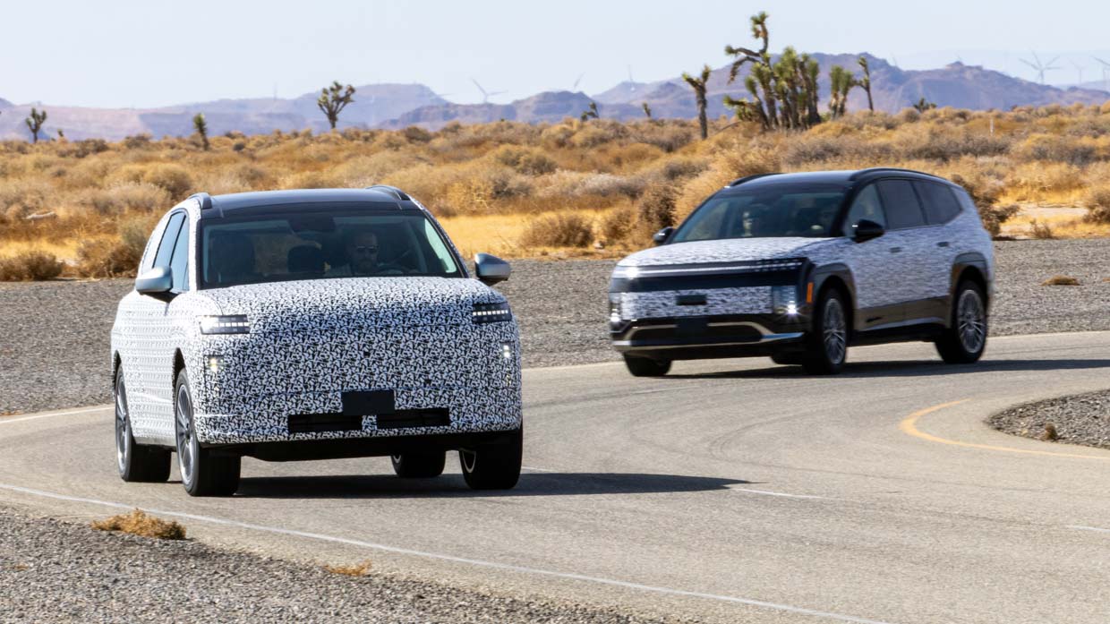 Hyundai Ioniq 9 2025 fährt vorne 3/4 3