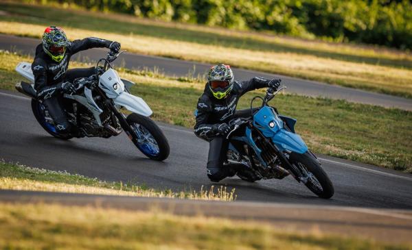 Suzuki DR-Z4S und DR-Z4SM unterwegs