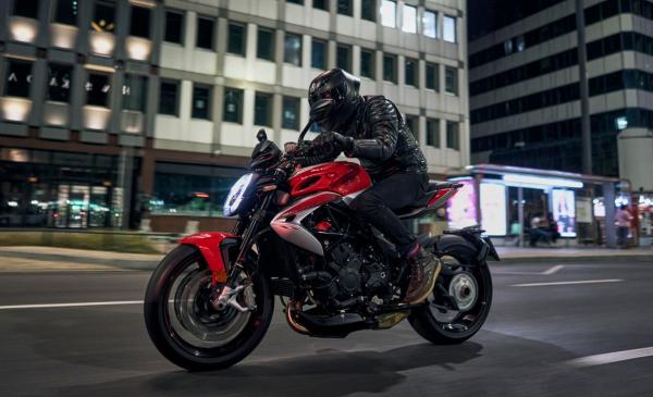 Brutale RR-Fahrt bei Nacht