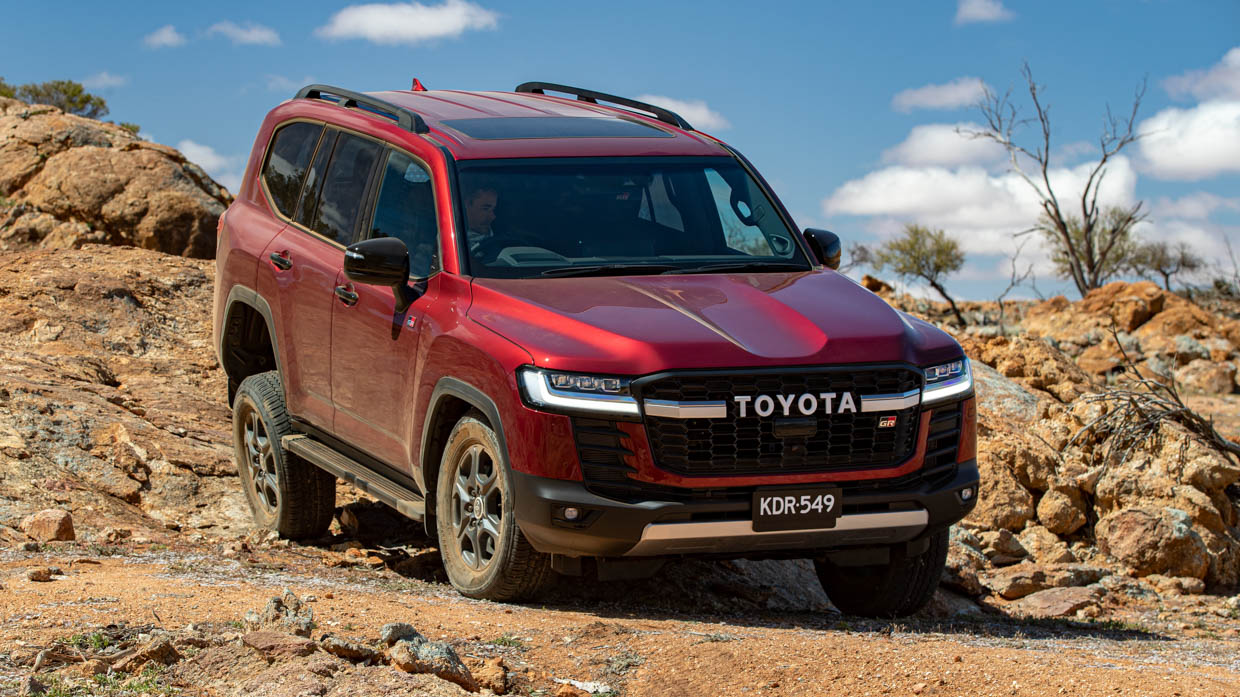 Die Toyota LandCruiser 300-Serie 2025 erhält Verbesserungen in den Bereichen Sicherheit, Technik und Komfort