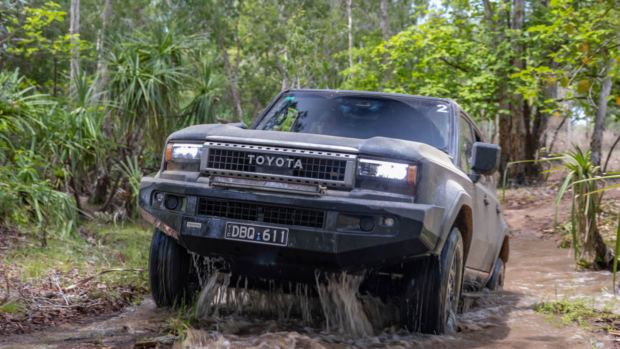 Der neue Toyota Prado stellt einen Rekord auf und schießt auf das Verkaufspodest