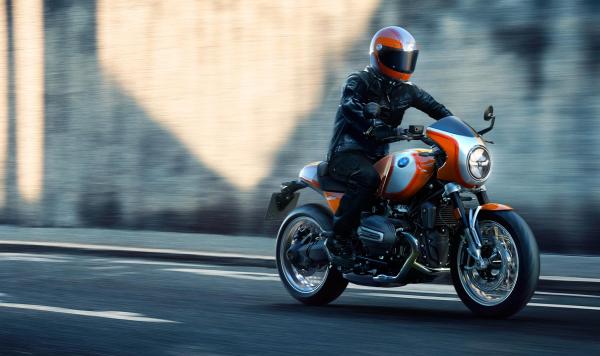 2025 BMW R12 S in Aktion