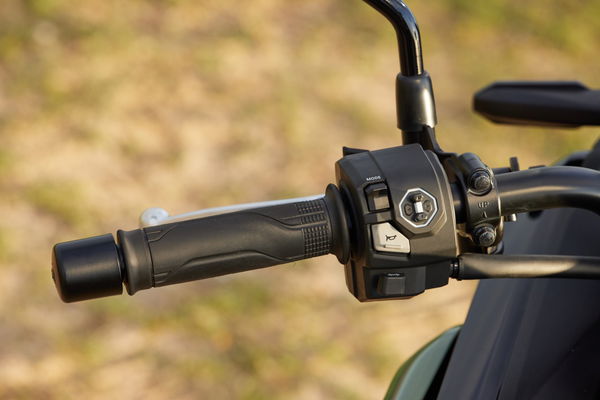 Die neue Schaltanlage ist schön, aber die Schaltknöpfe sind etwas mühsam