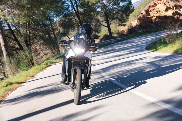 My25 Transalp Cornering