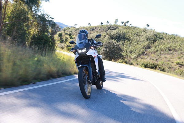 My25 Transalp Cornering