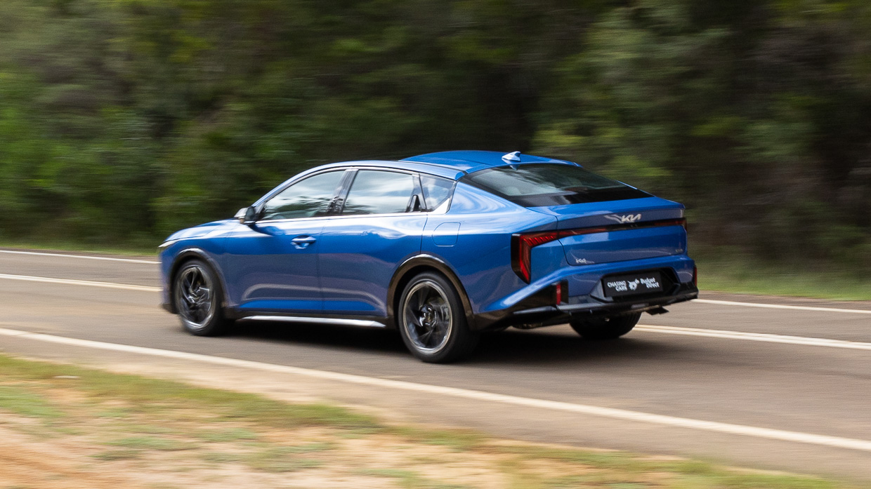 KIA K4 GT-LINE 2025 Heck 2 Fahren 2