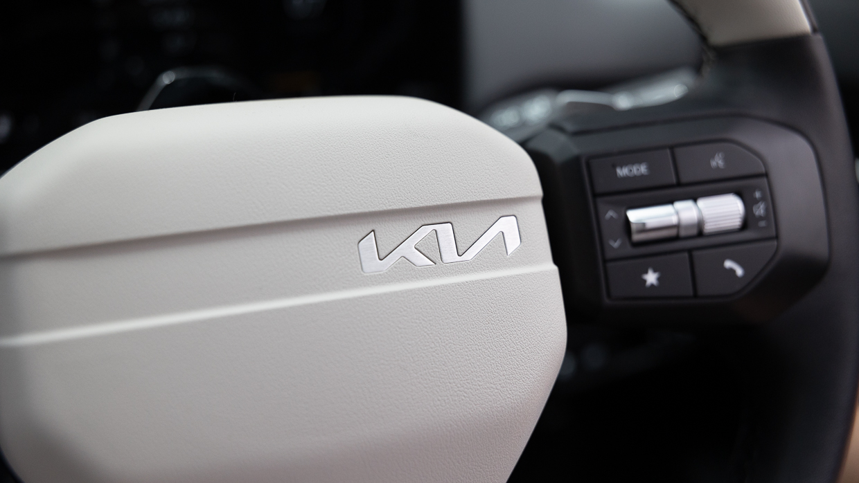 KIA K4 GT-LINE 2025 Interieur-Logo