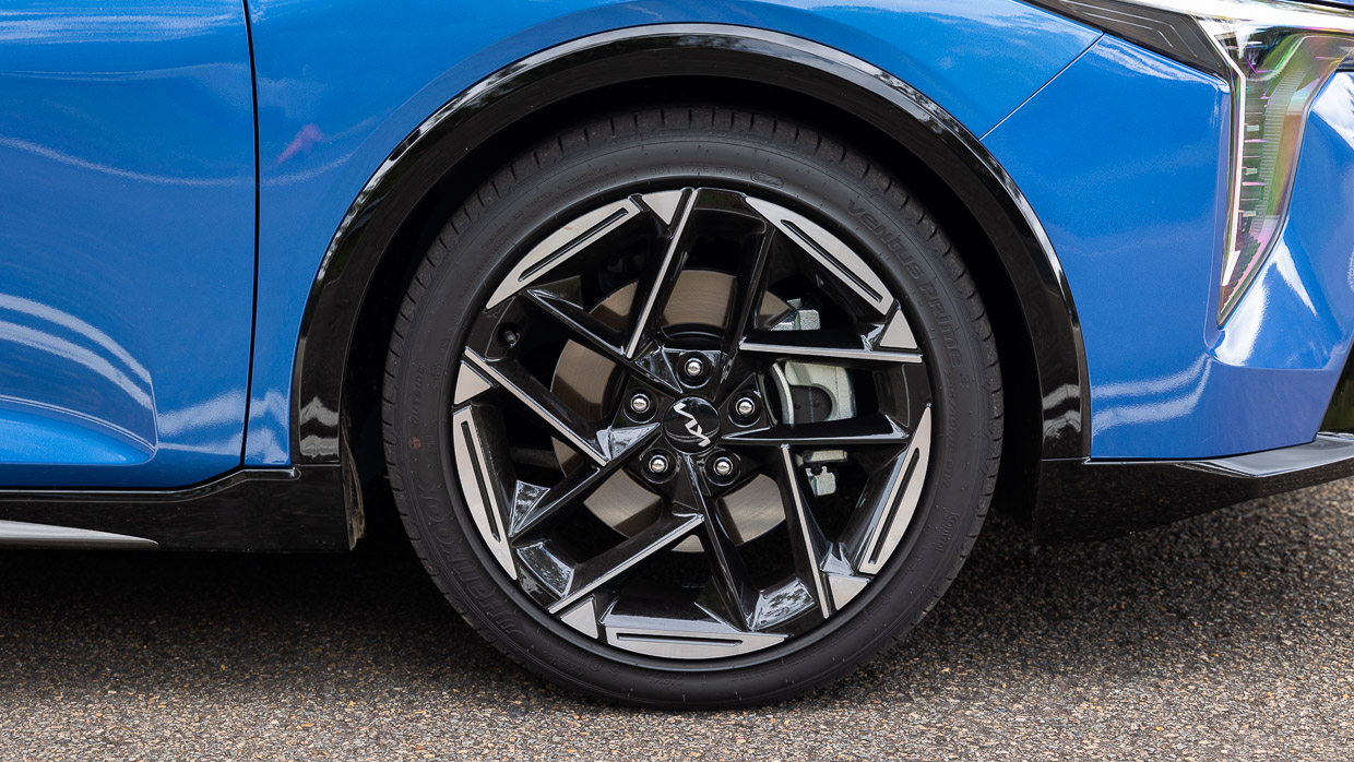 KIA K4 GT-LINE 2025 Rad