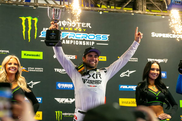 Jordan Smith auf dem AMA Supercross -Podium