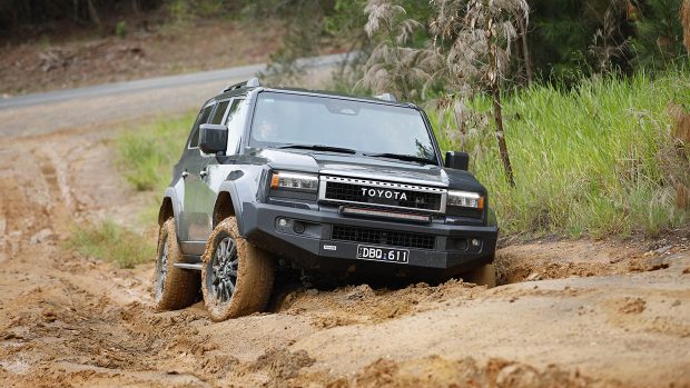Toyota Prado 150 und 250 2025 Fahrt im Gelände 17 Fahren