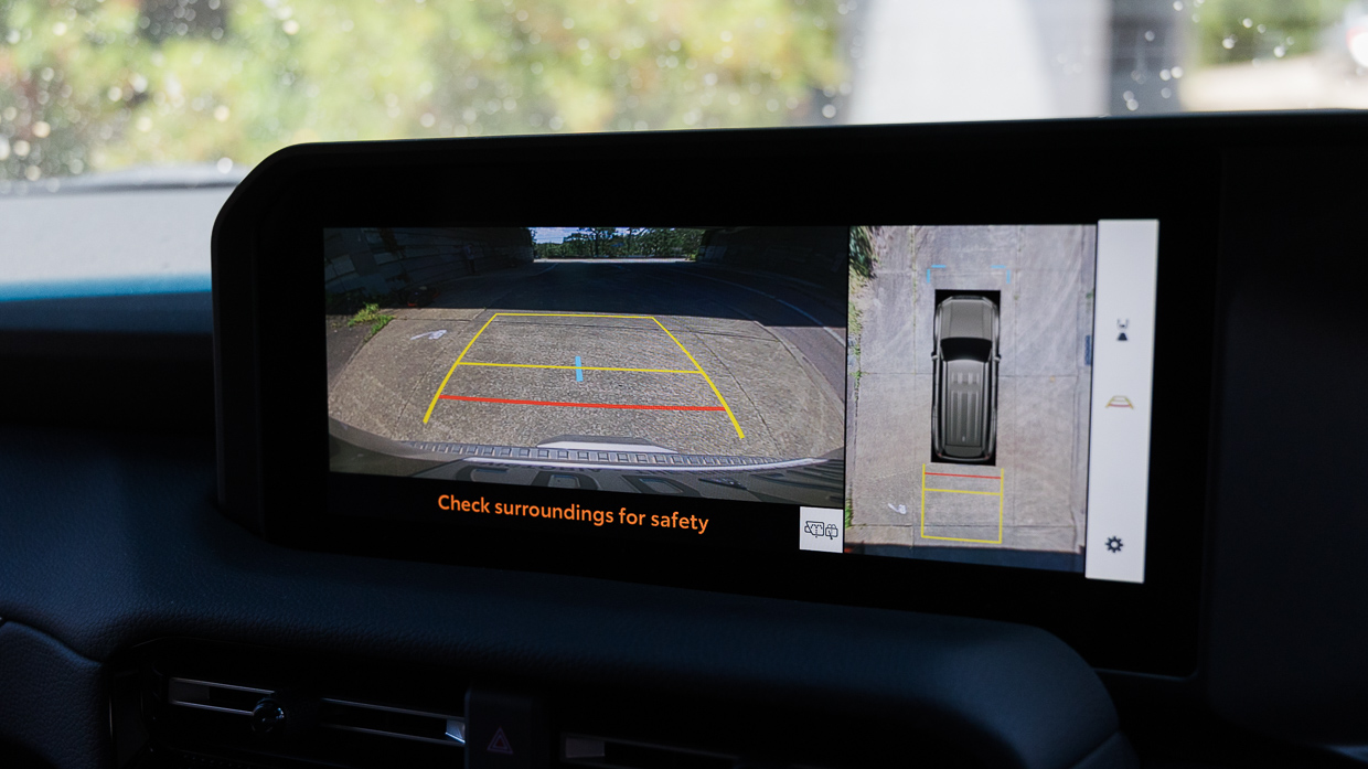 Toyota Prado Kakadu 2025 Innenkamera