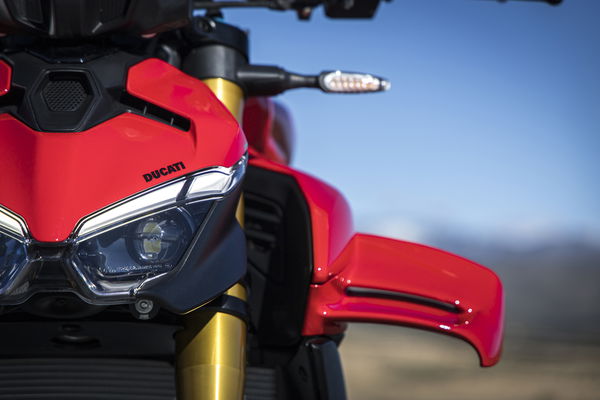 2025 STREETFAGER V4 S - STATISCH