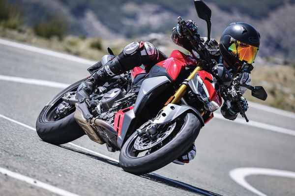 Streetfighter V2 S - Reiten