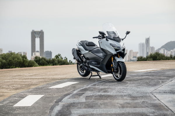 Yamaha Tmax Tech Max - Statisch