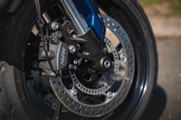 Trident 660 - Detail