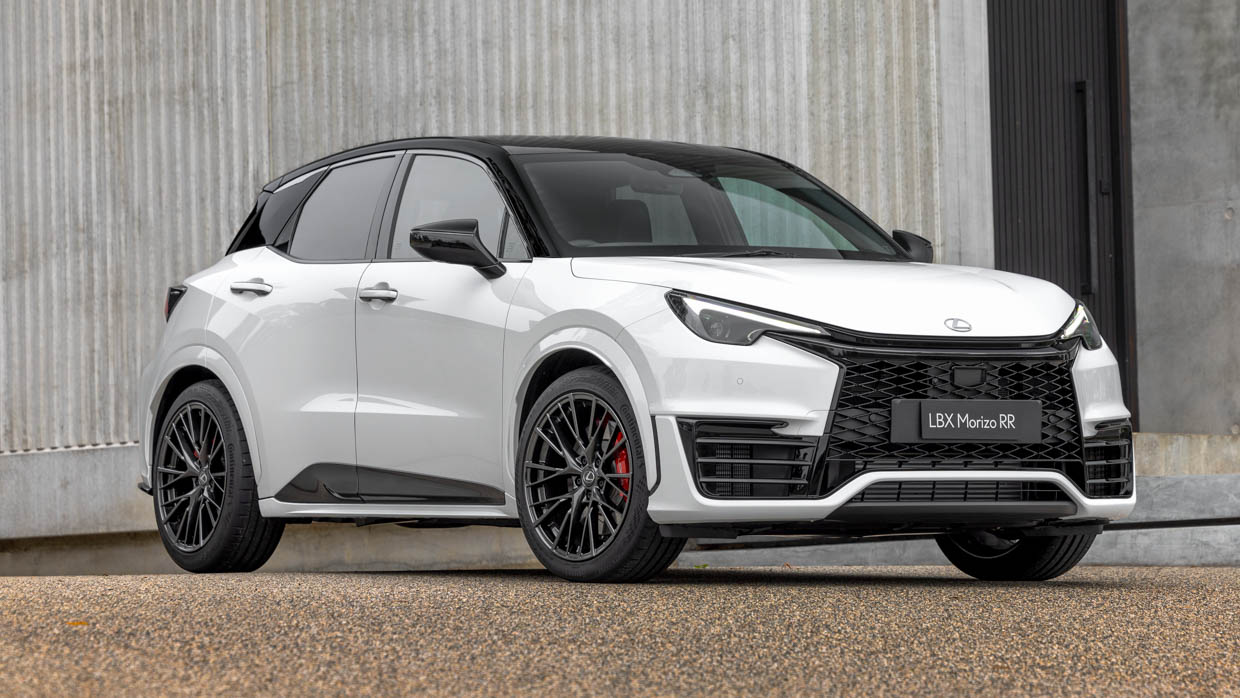 Lexus LBX Morizo ​​RR 2025 vorne 2