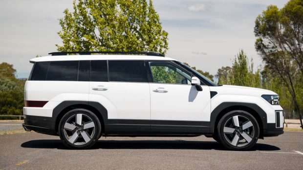 Hyundai Santa Fe Coty 2025-3