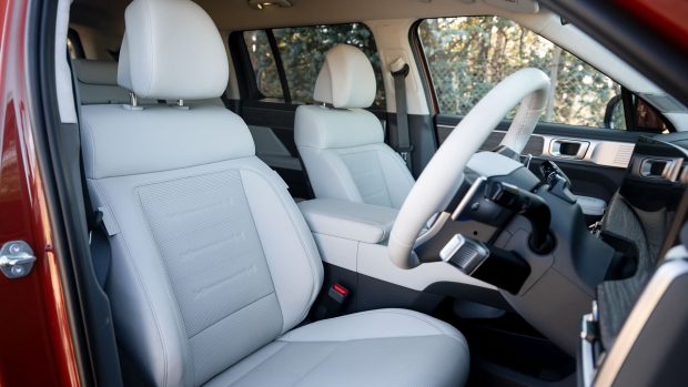 Hyundai Santa Fe Coty 2025-6