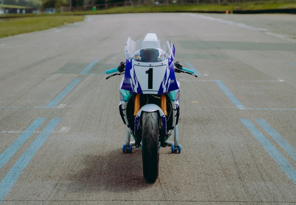 Der Haxch Moto XZR900 Thunderbolt