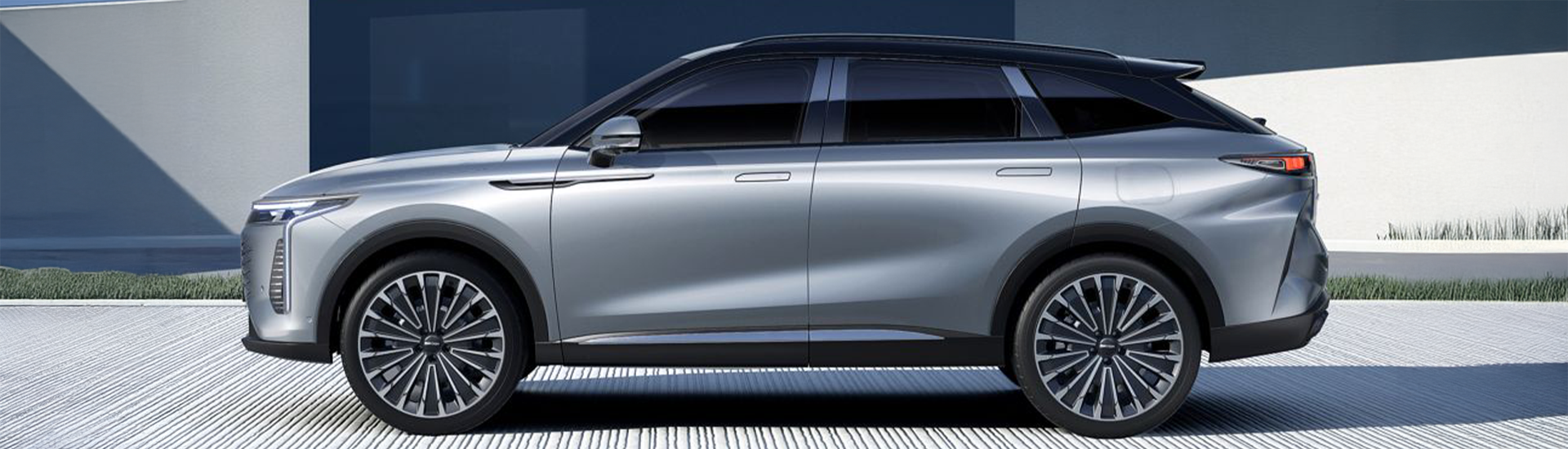 Premium chinesische mittelgroße SUV, die zu konkurrieren Toyota Rav4 und Mitsubishi Outlander: Chery Omoda 9 eingesperrt