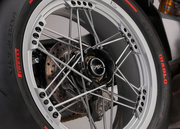 MV Agusta Superveloce vor 1000