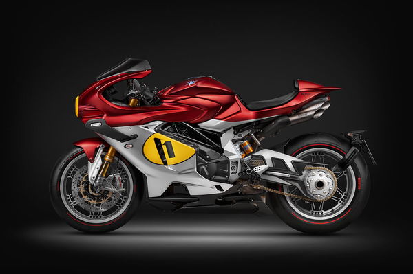 MV Agusta Superveloce vor 1000