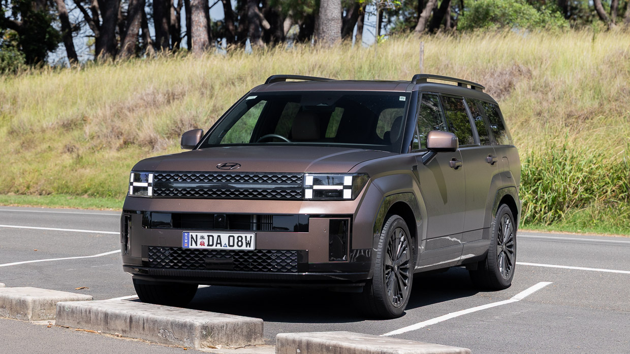 Hyundai Santa Fe Hybrid Kalligraphie 2025 Front 3/4 3