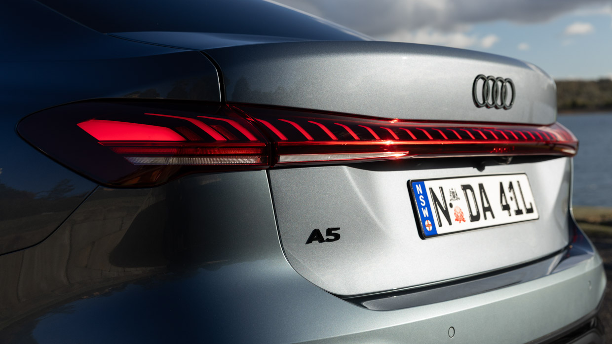 Audi A5 TFSI 2025 Heck schließen