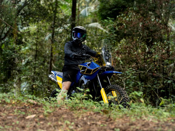 Ein maßgeschneiderter Yamaha MT-09 T9 Tenere