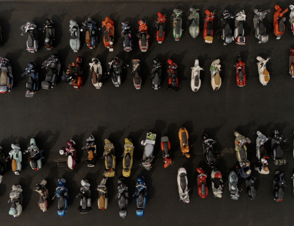 Besetzung von Vespa Scooters bei World Days Event. Kredit - Vespa