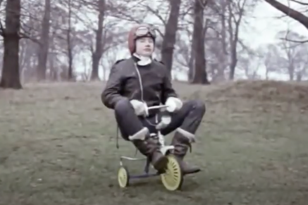 Schauen Sie… Signal… Manöver… ist das beste Motorrad -Sicherheitsvideo, das Sie heute ansehen werden